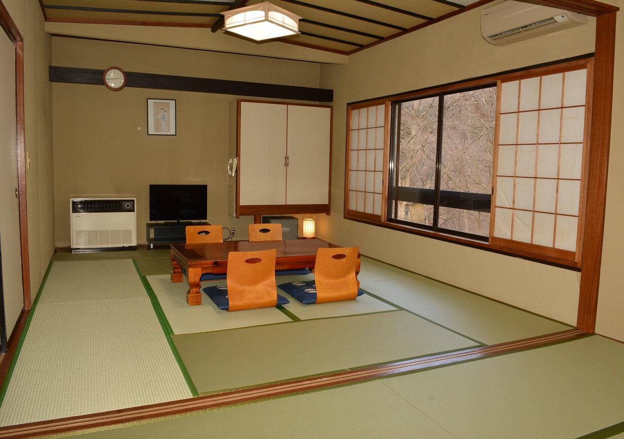 Itoen Hotel Oze Oigami Sanrakuso Numata  Екстер'єр фото