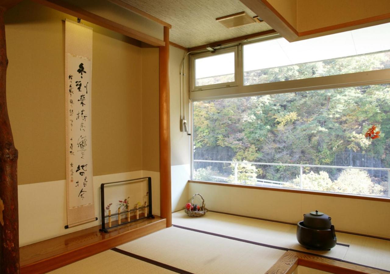 Itoen Hotel Oze Oigami Sanrakuso Numata  Екстер'єр фото